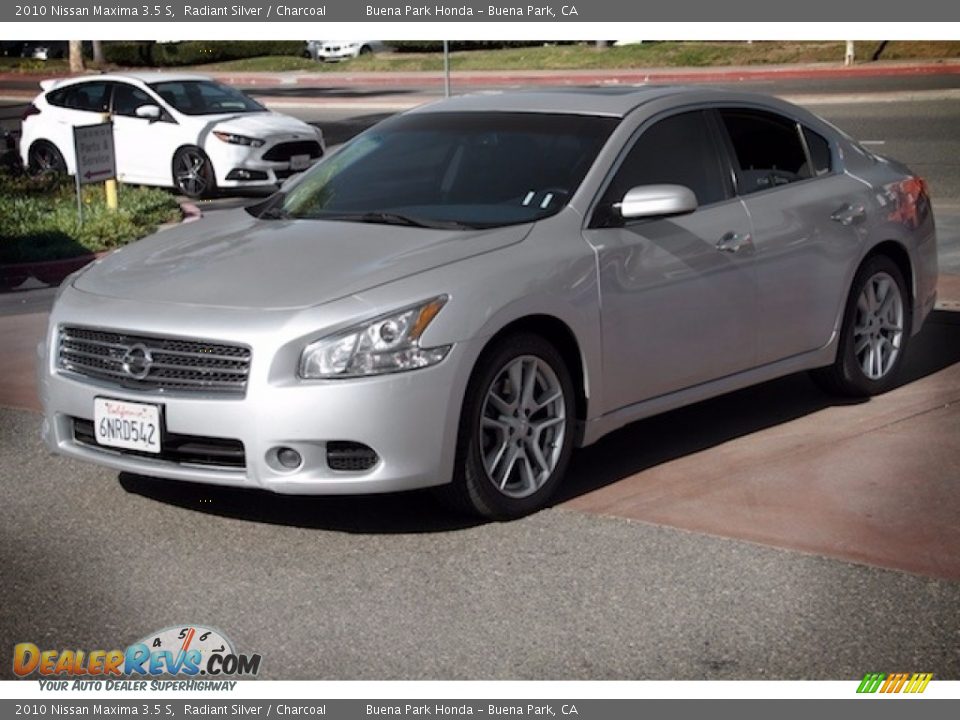 2010 Nissan Maxima 3.5 S Radiant Silver / Charcoal Photo #8