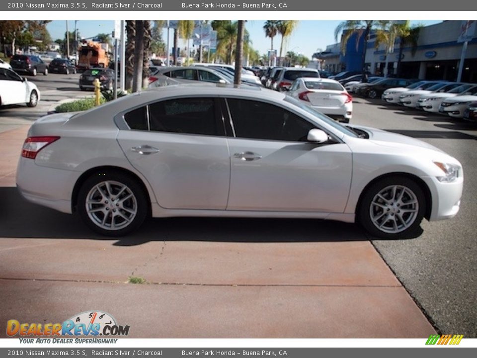 2010 Nissan Maxima 3.5 S Radiant Silver / Charcoal Photo #12