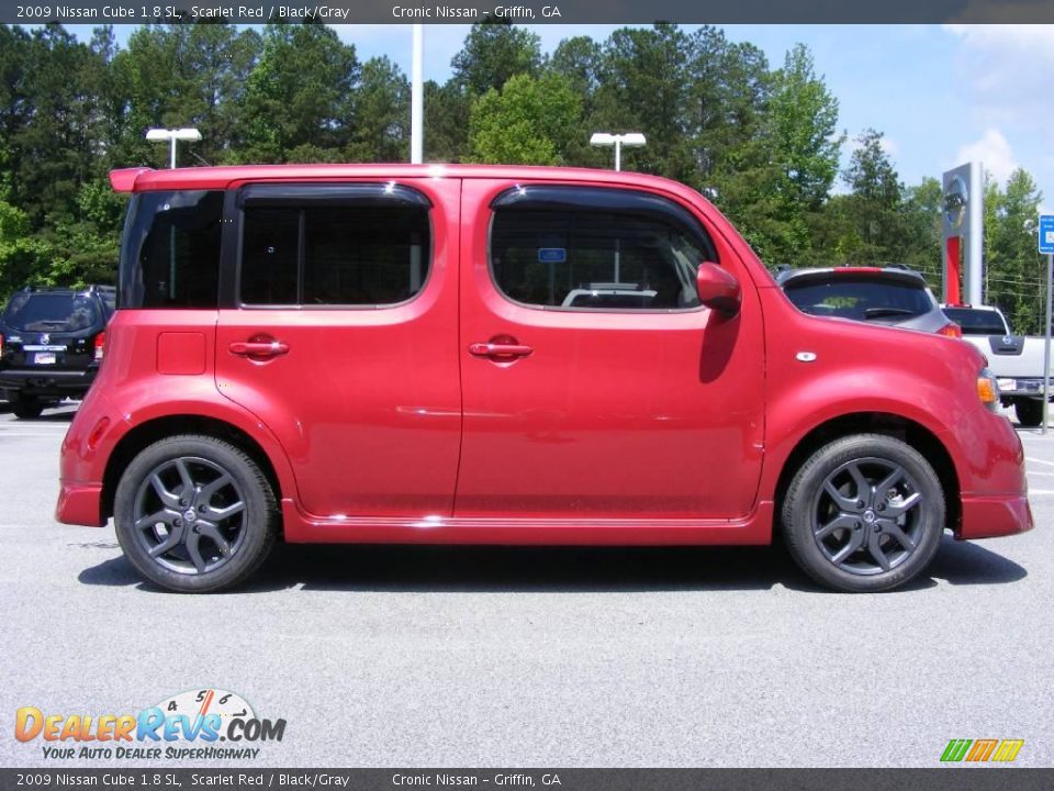 2009 Nissan Cube 1.8 SL Scarlet Red / Black/Gray Photo #5