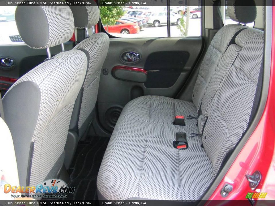 2009 Nissan Cube 1.8 SL Scarlet Red / Black/Gray Photo #11