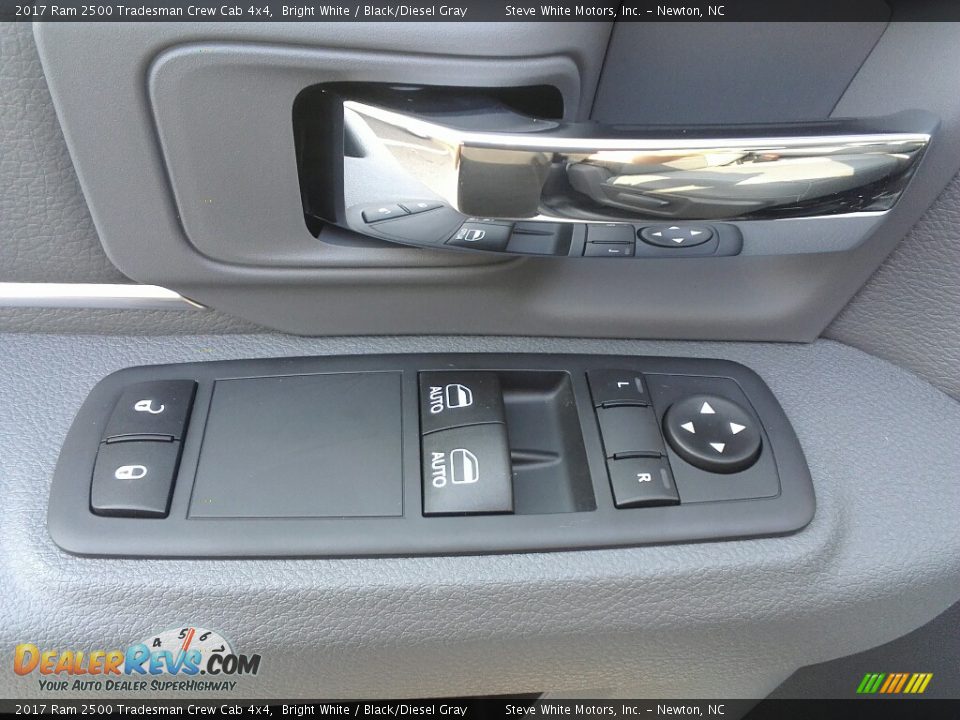 Controls of 2017 Ram 2500 Tradesman Crew Cab 4x4 Photo #1