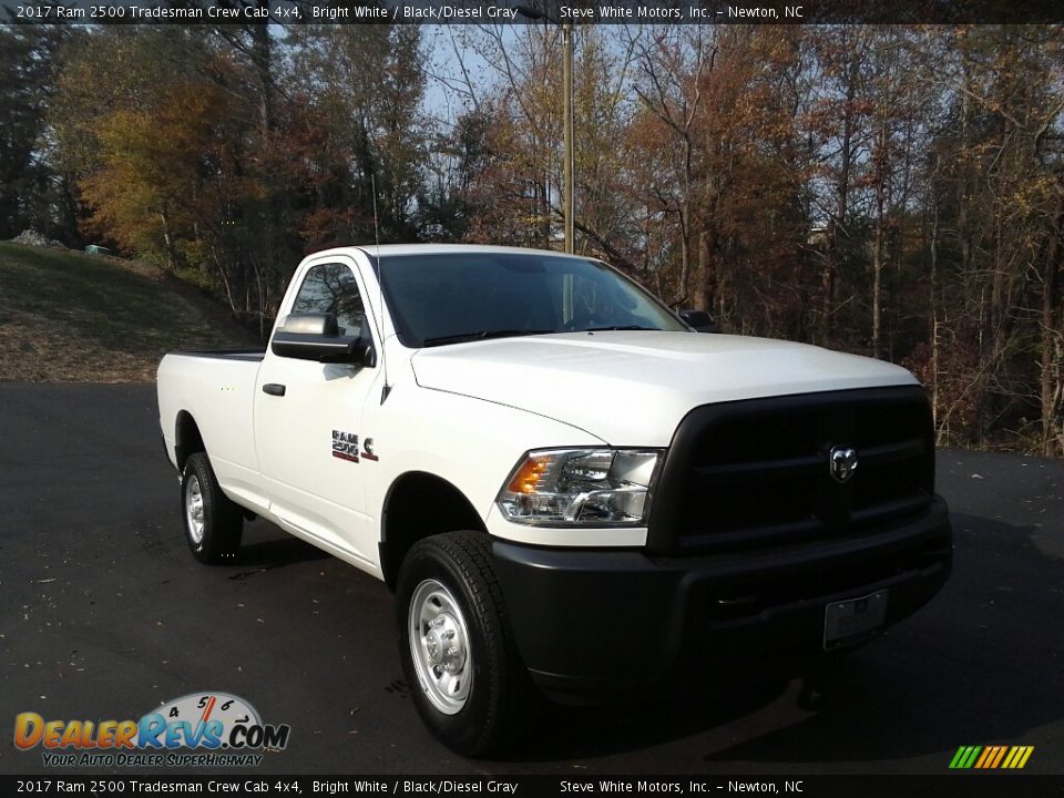 Front 3/4 View of 2017 Ram 2500 Tradesman Crew Cab 4x4 Photo #15