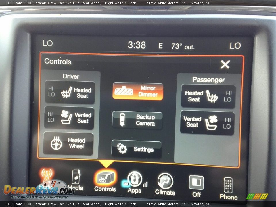 2017 Ram 3500 Laramie Crew Cab 4x4 Dual Rear Wheel Bright White / Black Photo #11