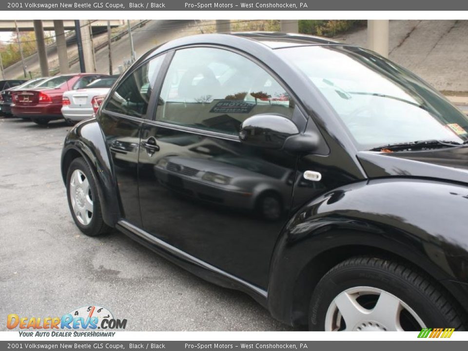 2001 Volkswagen New Beetle GLS Coupe Black / Black Photo #6