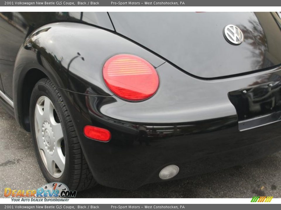 2001 Volkswagen New Beetle GLS Coupe Black / Black Photo #11