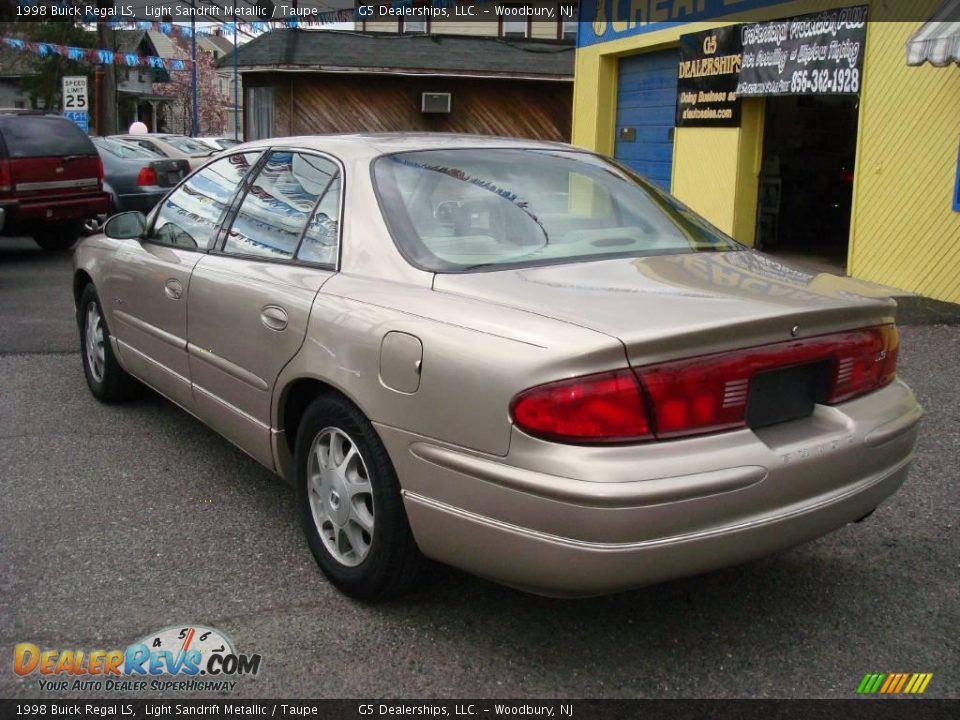 1998 Buick Regal LS Light Sandrift Metallic / Taupe Photo #7