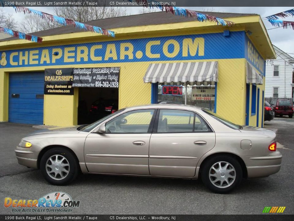 1998 Buick Regal LS Light Sandrift Metallic / Taupe Photo #8