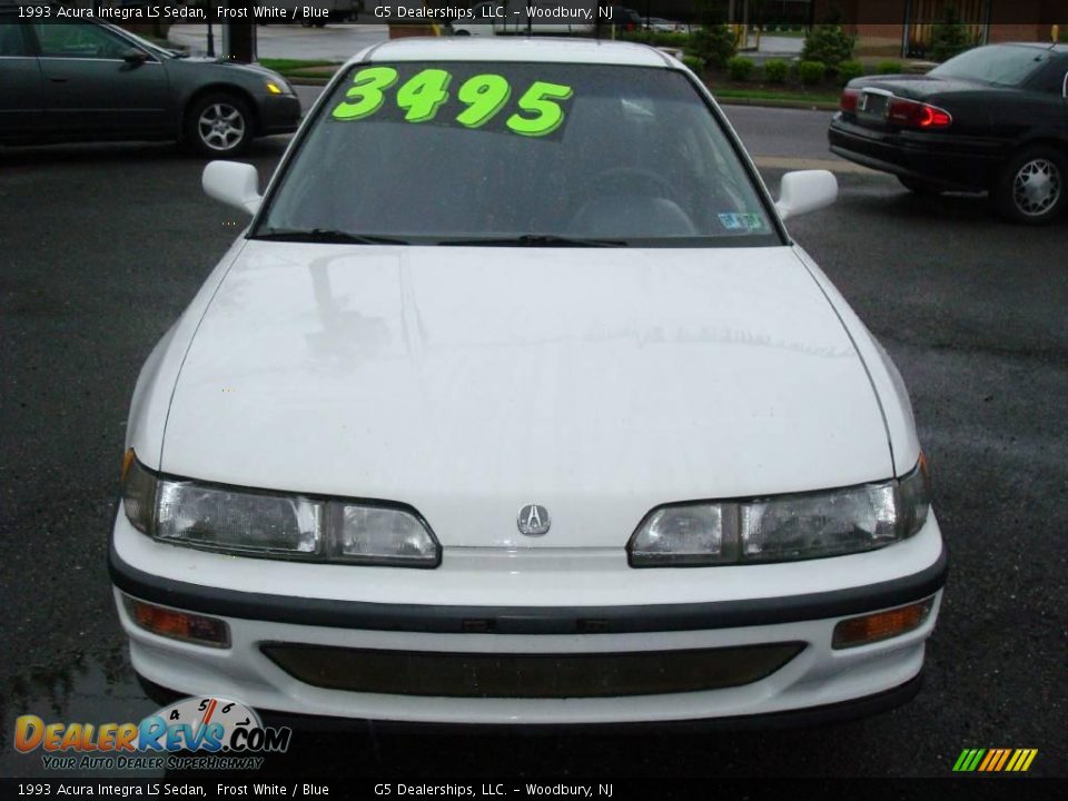 1993 Acura Integra LS Sedan Frost White / Blue Photo #2