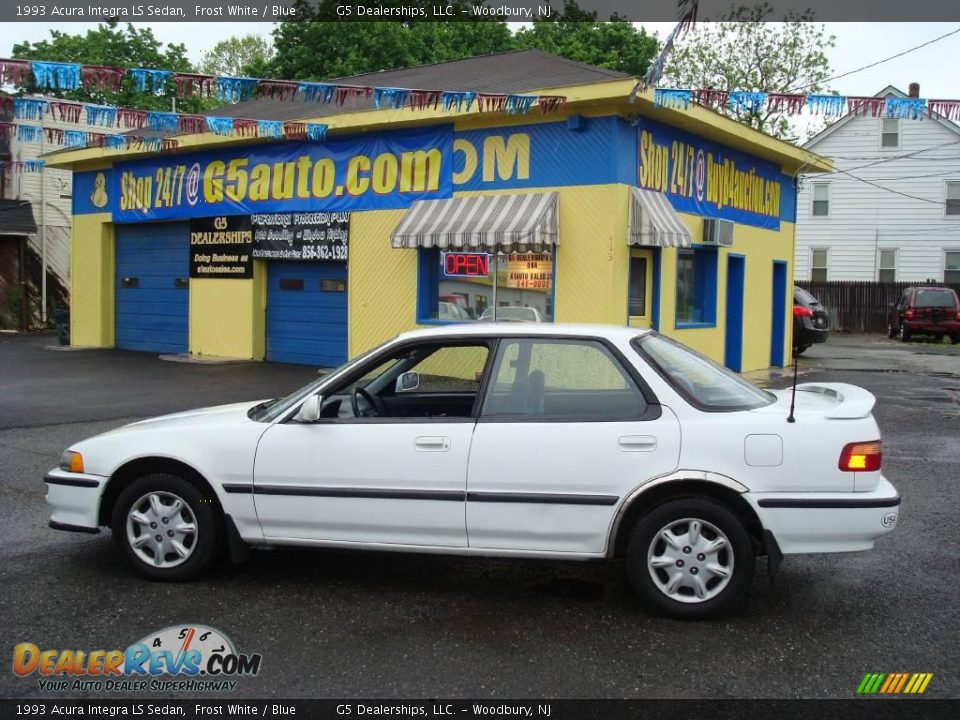 1993 Acura Integra LS Sedan Frost White / Blue Photo #8