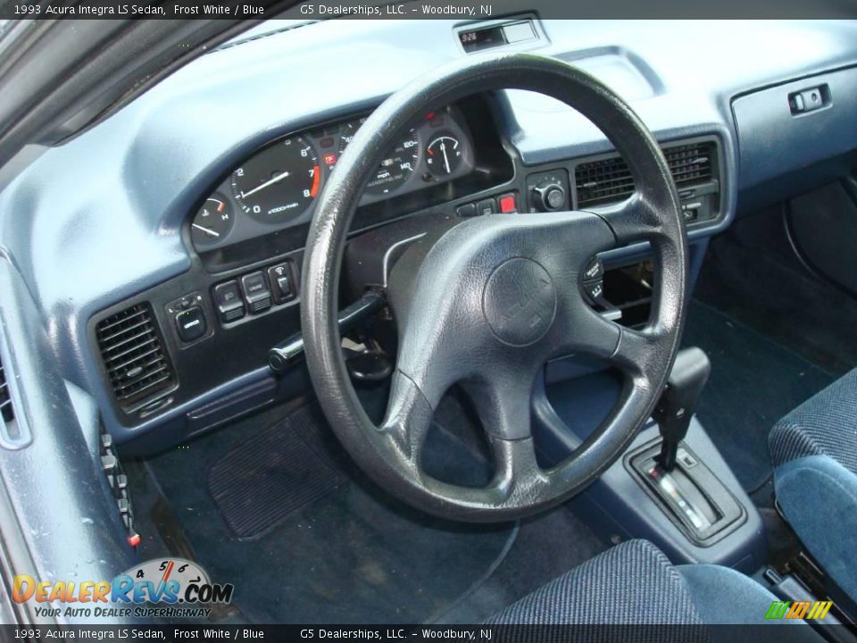 1993 Acura Integra LS Sedan Frost White / Blue Photo #9