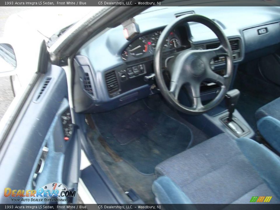1993 Acura Integra LS Sedan Frost White / Blue Photo #10