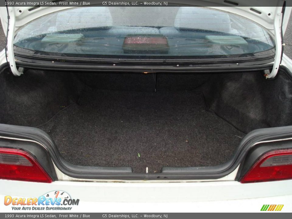 1993 Acura Integra LS Sedan Frost White / Blue Photo #15