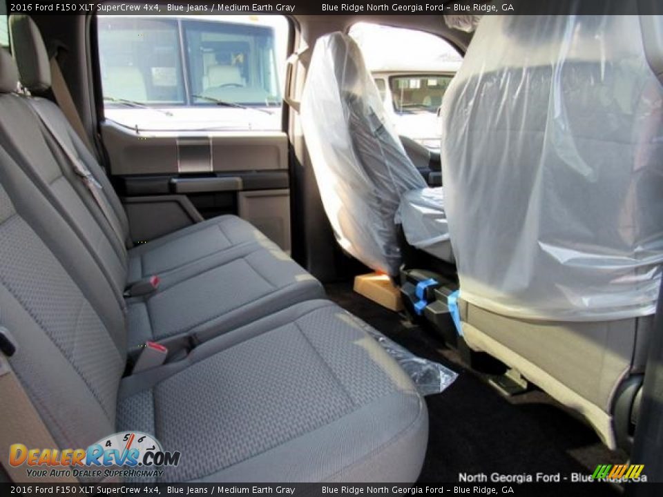 2016 Ford F150 XLT SuperCrew 4x4 Blue Jeans / Medium Earth Gray Photo #33