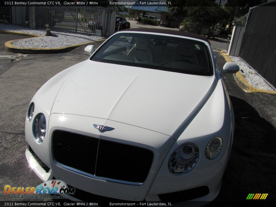 2013 Bentley Continental GTC V8 Glacier White / White Photo #30