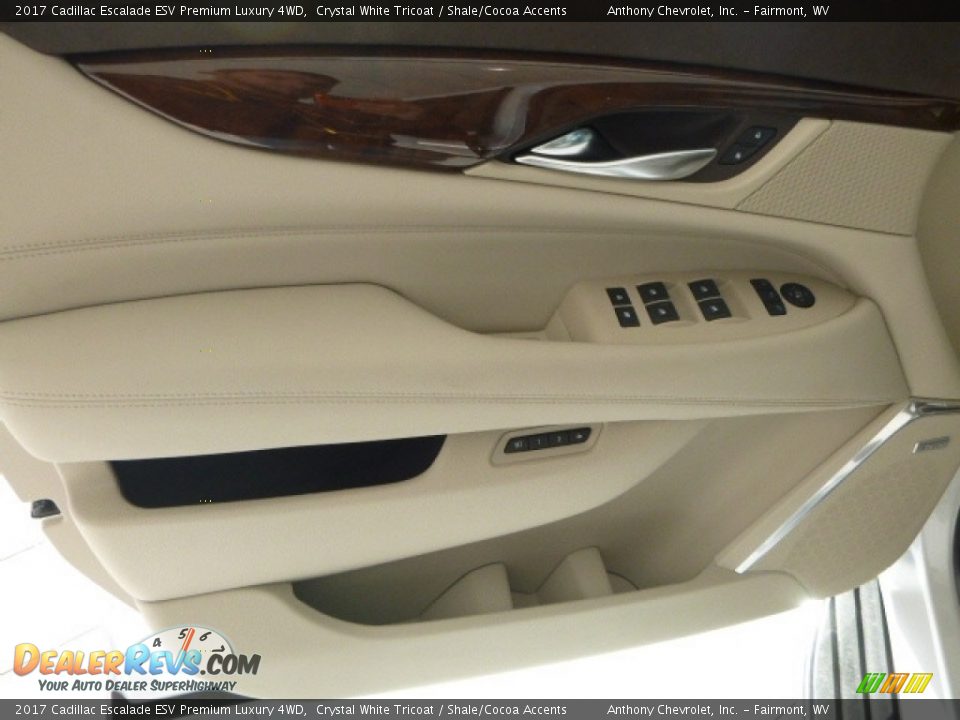 2017 Cadillac Escalade ESV Premium Luxury 4WD Crystal White Tricoat / Shale/Cocoa Accents Photo #15