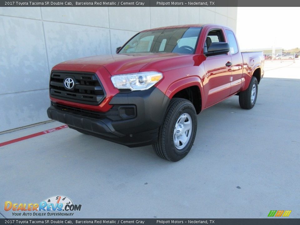 Front 3/4 View of 2017 Toyota Tacoma SR Double Cab Photo #7