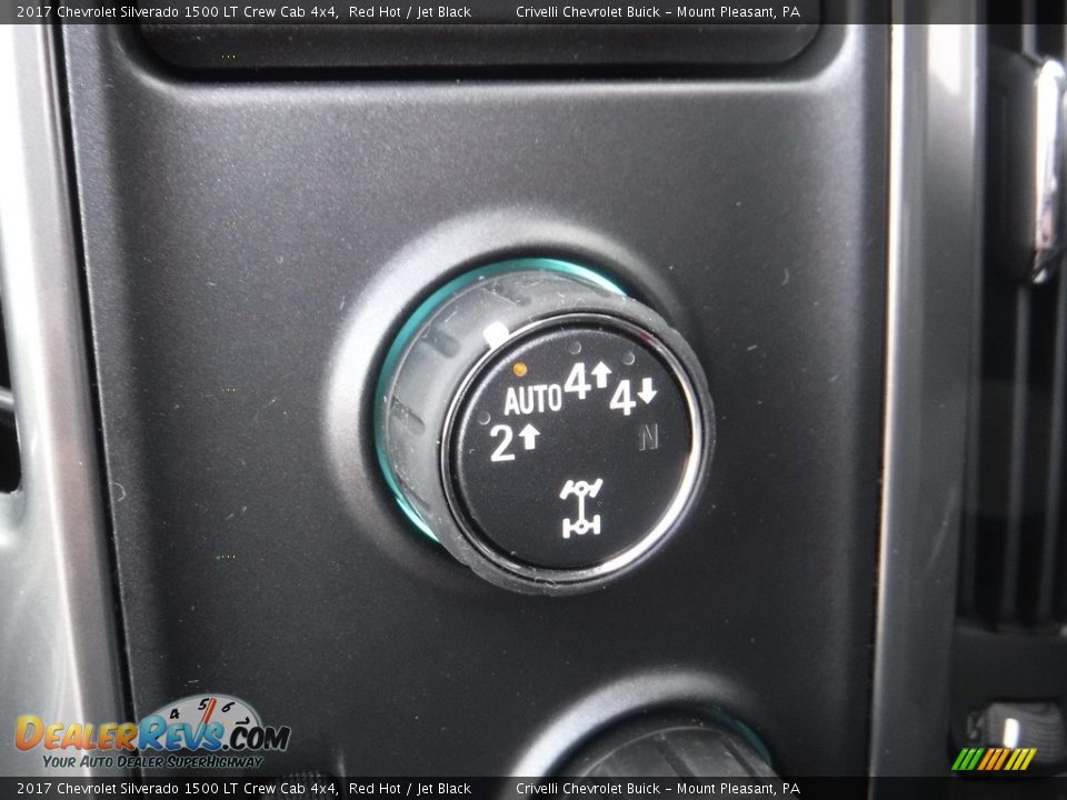 Controls of 2017 Chevrolet Silverado 1500 LT Crew Cab 4x4 Photo #10