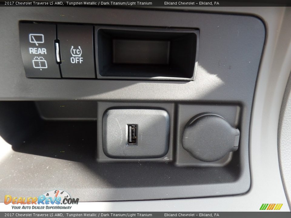 2017 Chevrolet Traverse LS AWD Tungsten Metallic / Dark Titanium/Light Titanium Photo #28