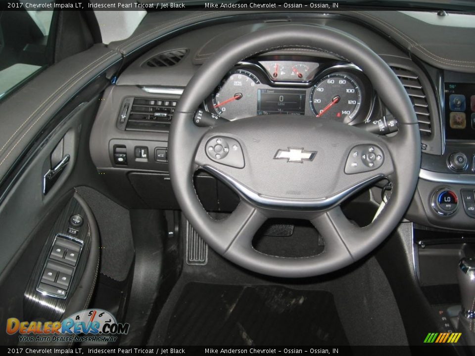 2017 Chevrolet Impala LT Iridescent Pearl Tricoat / Jet Black Photo #4