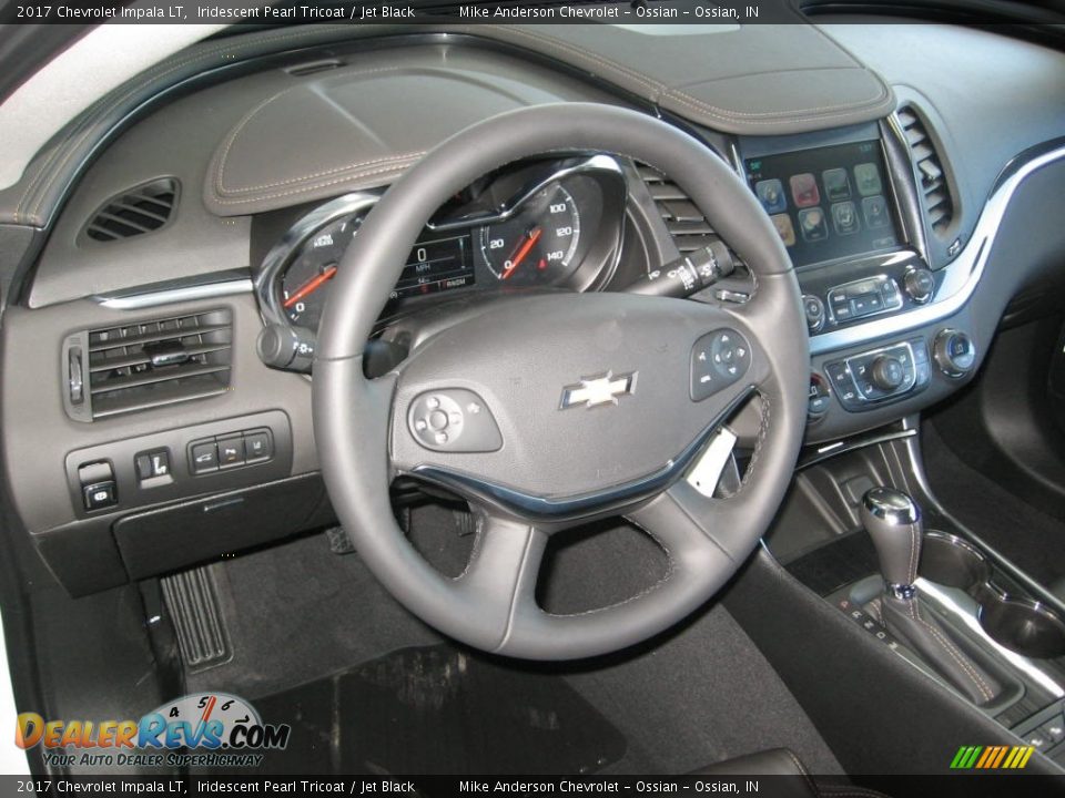 2017 Chevrolet Impala LT Iridescent Pearl Tricoat / Jet Black Photo #6