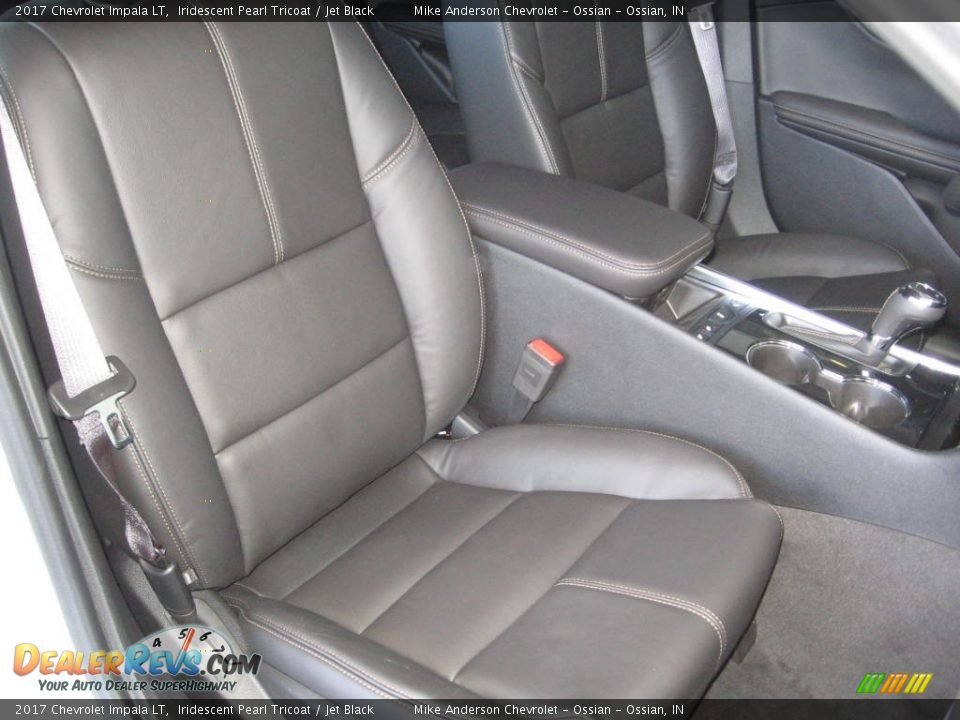 2017 Chevrolet Impala LT Iridescent Pearl Tricoat / Jet Black Photo #11