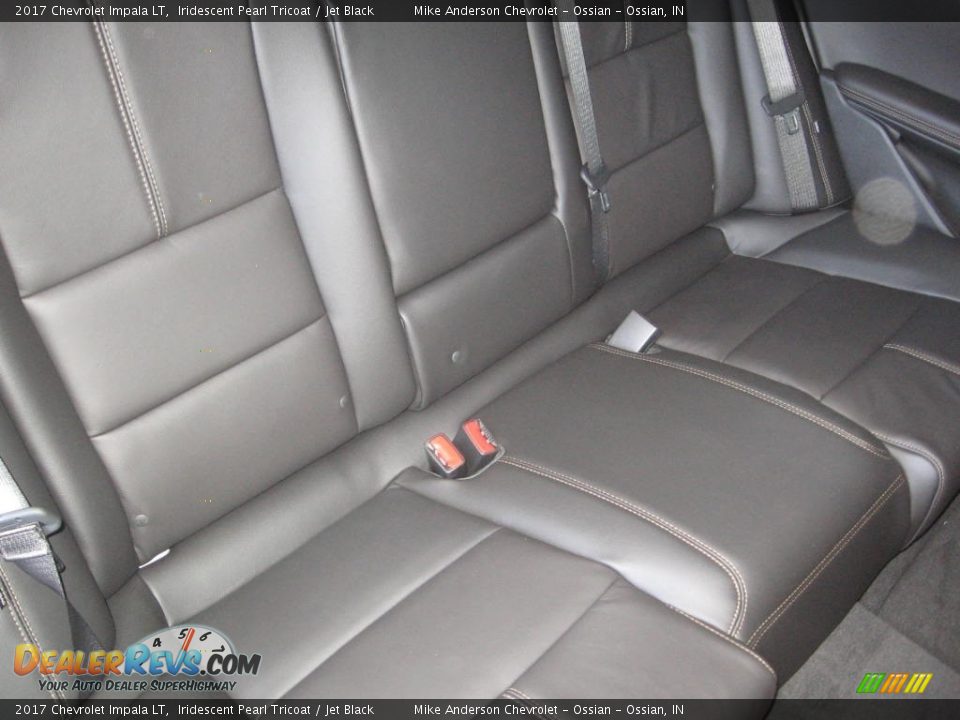 2017 Chevrolet Impala LT Iridescent Pearl Tricoat / Jet Black Photo #13