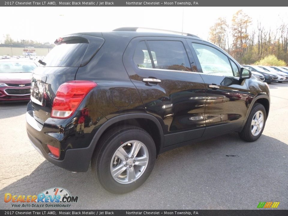 2017 Chevrolet Trax LT AWD Mosaic Black Metallic / Jet Black Photo #5
