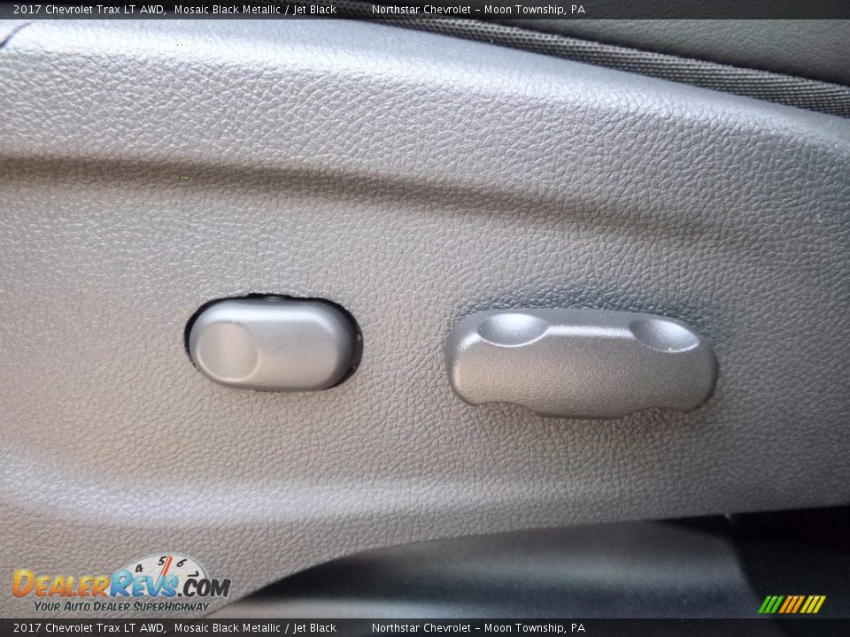 2017 Chevrolet Trax LT AWD Mosaic Black Metallic / Jet Black Photo #15