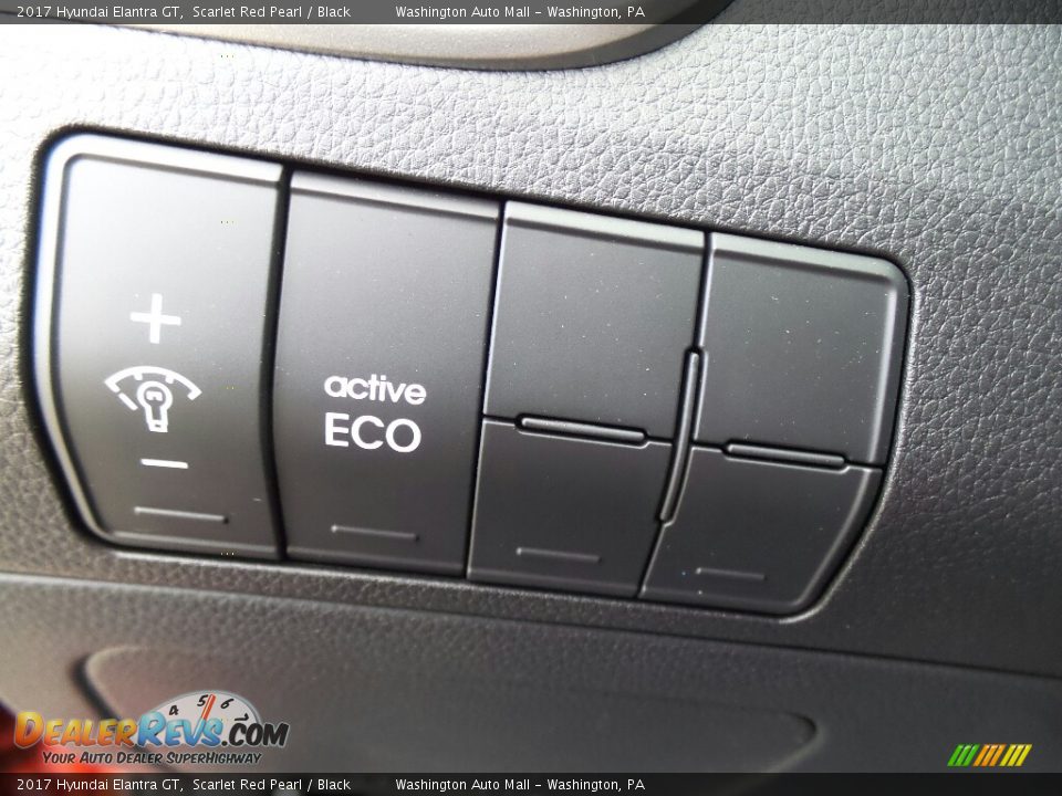 Controls of 2017 Hyundai Elantra GT  Photo #16