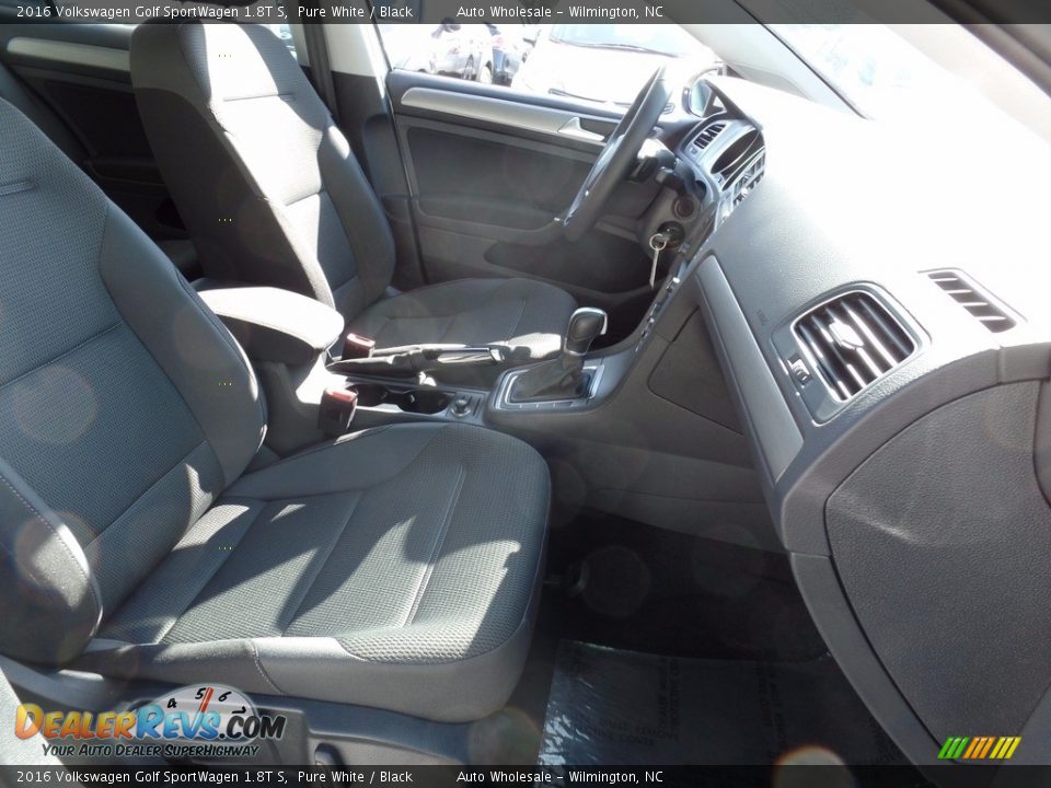 2016 Volkswagen Golf SportWagen 1.8T S Pure White / Black Photo #13