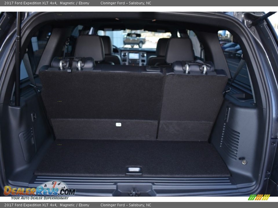 2017 Ford Expedition XLT 4x4 Trunk Photo #10
