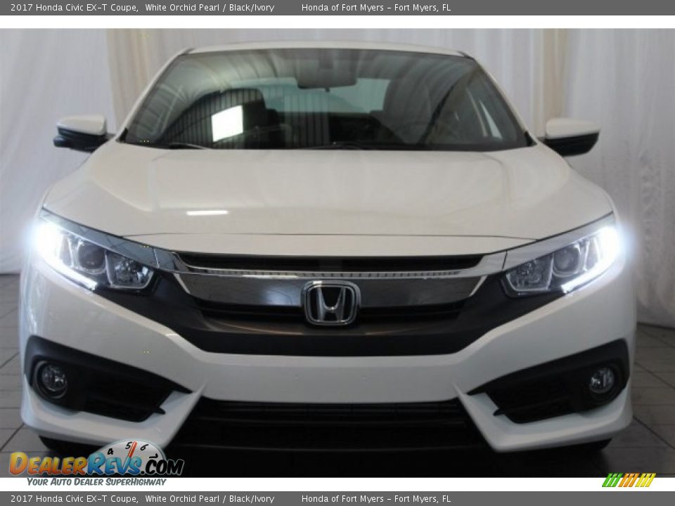 2017 Honda Civic EX-T Coupe White Orchid Pearl / Black/Ivory Photo #4