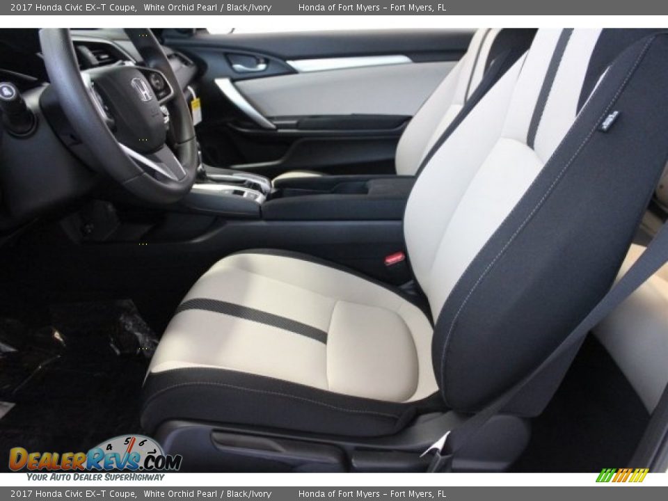 Front Seat of 2017 Honda Civic EX-T Coupe Photo #9