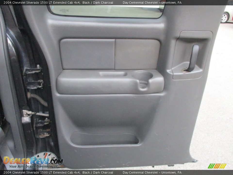 2004 Chevrolet Silverado 1500 LT Extended Cab 4x4 Black / Dark Charcoal Photo #22