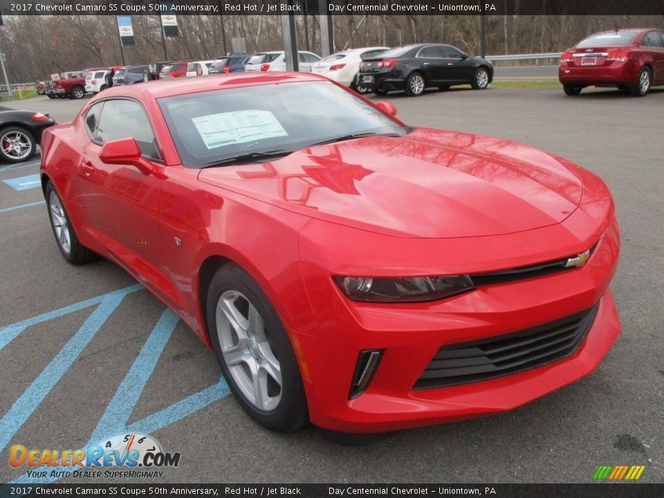 Front 3/4 View of 2017 Chevrolet Camaro SS Coupe 50th Anniversary Photo #8