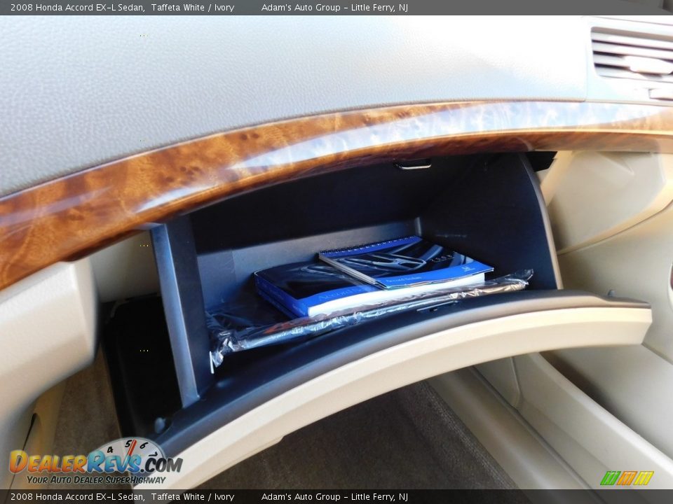 2008 Honda Accord EX-L Sedan Taffeta White / Ivory Photo #22