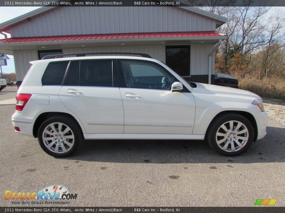 2011 Mercedes-Benz GLK 350 4Matic Arctic White / Almond/Black Photo #2