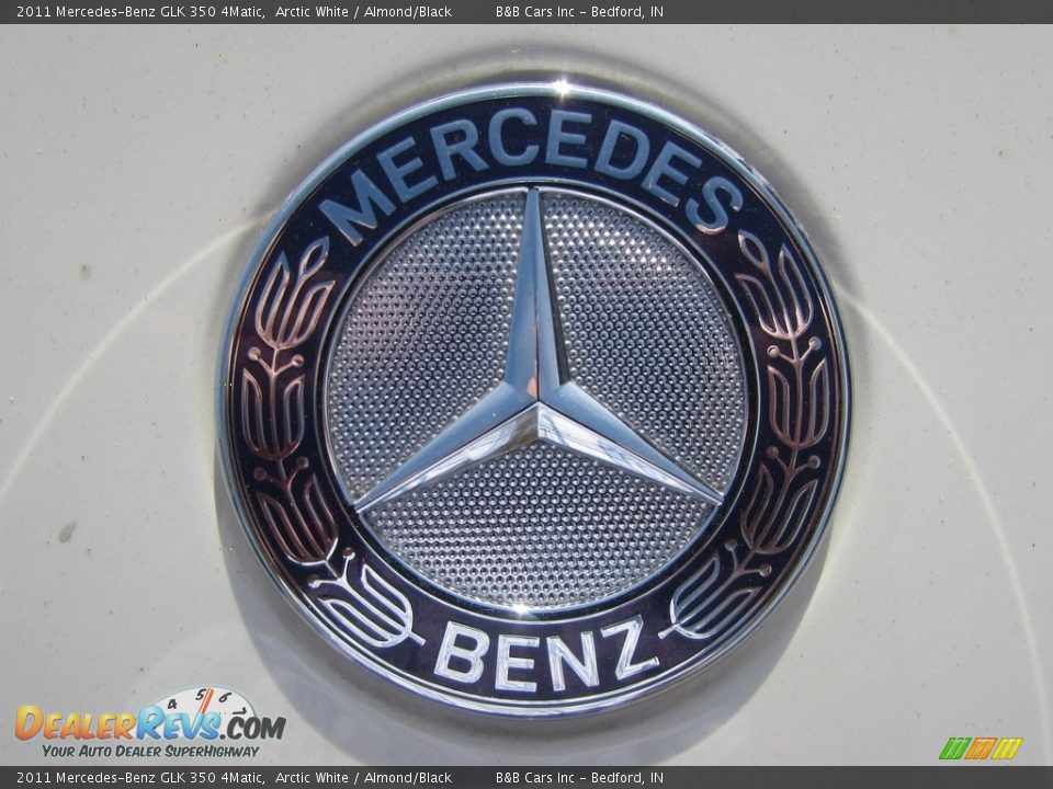 2011 Mercedes-Benz GLK 350 4Matic Arctic White / Almond/Black Photo #12