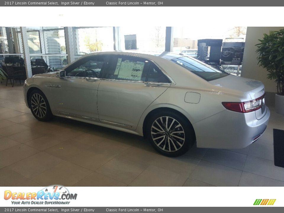 Ingot Silver 2017 Lincoln Continental Select Photo #3