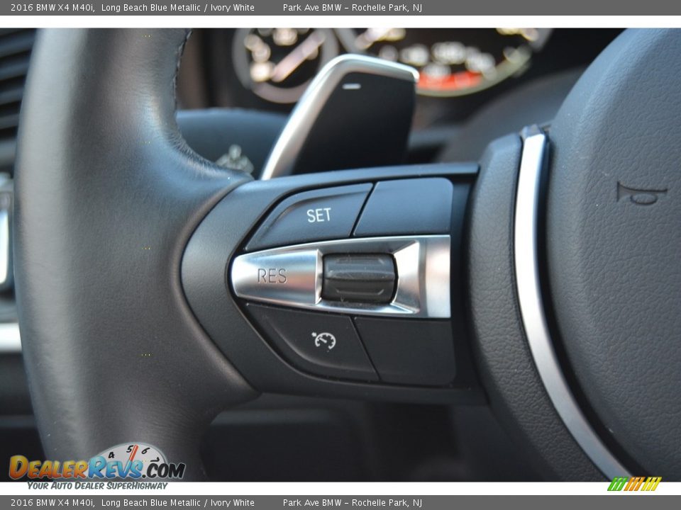 Controls of 2016 BMW X4 M40i Photo #19
