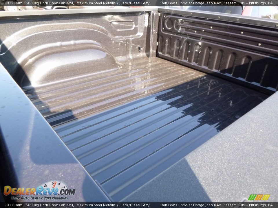 2017 Ram 1500 Big Horn Crew Cab 4x4 Maximum Steel Metallic / Black/Diesel Gray Photo #13