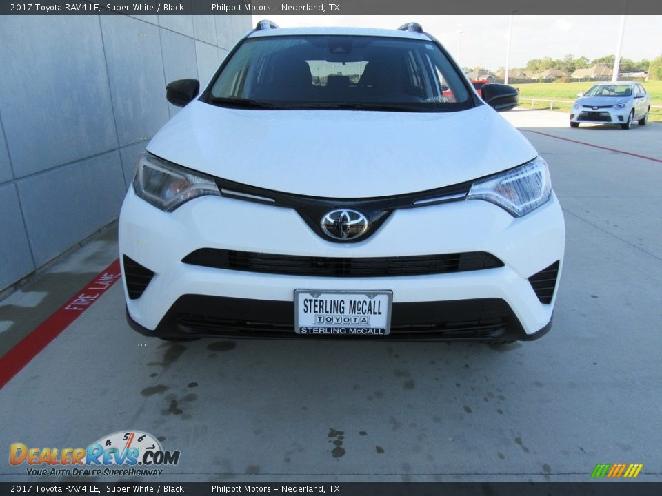 2017 Toyota RAV4 LE Super White / Black Photo #8