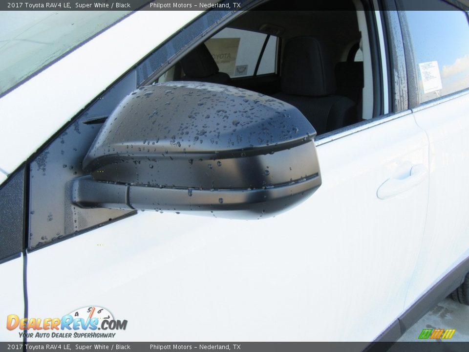 2017 Toyota RAV4 LE Super White / Black Photo #12