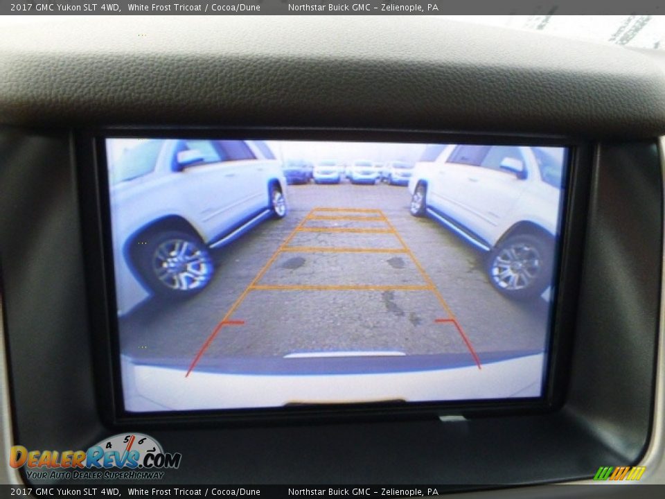 2017 GMC Yukon SLT 4WD White Frost Tricoat / Cocoa/Dune Photo #16