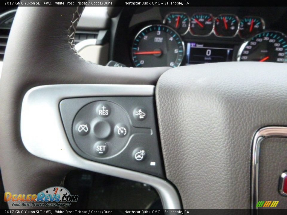 Controls of 2017 GMC Yukon SLT 4WD Photo #20