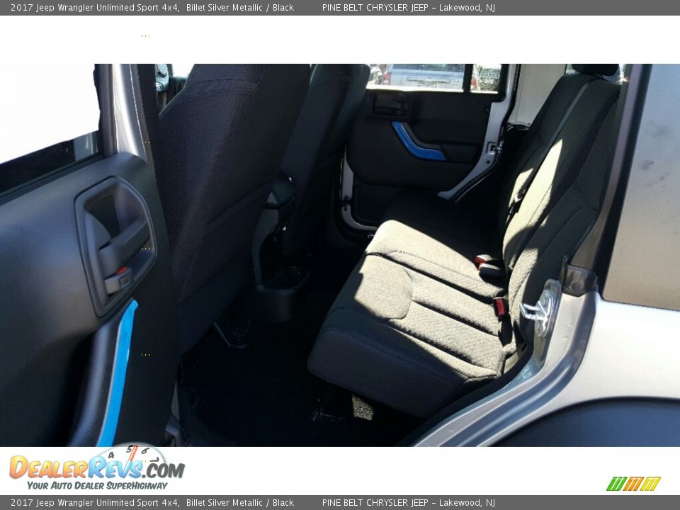 2017 Jeep Wrangler Unlimited Sport 4x4 Billet Silver Metallic / Black Photo #8