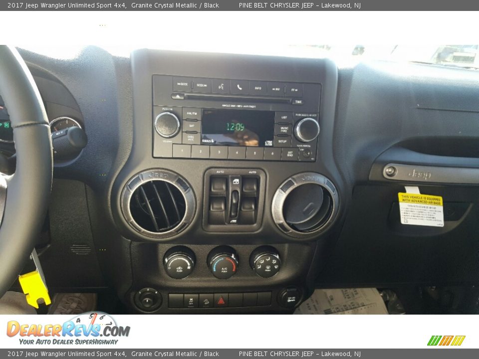 2017 Jeep Wrangler Unlimited Sport 4x4 Granite Crystal Metallic / Black Photo #10