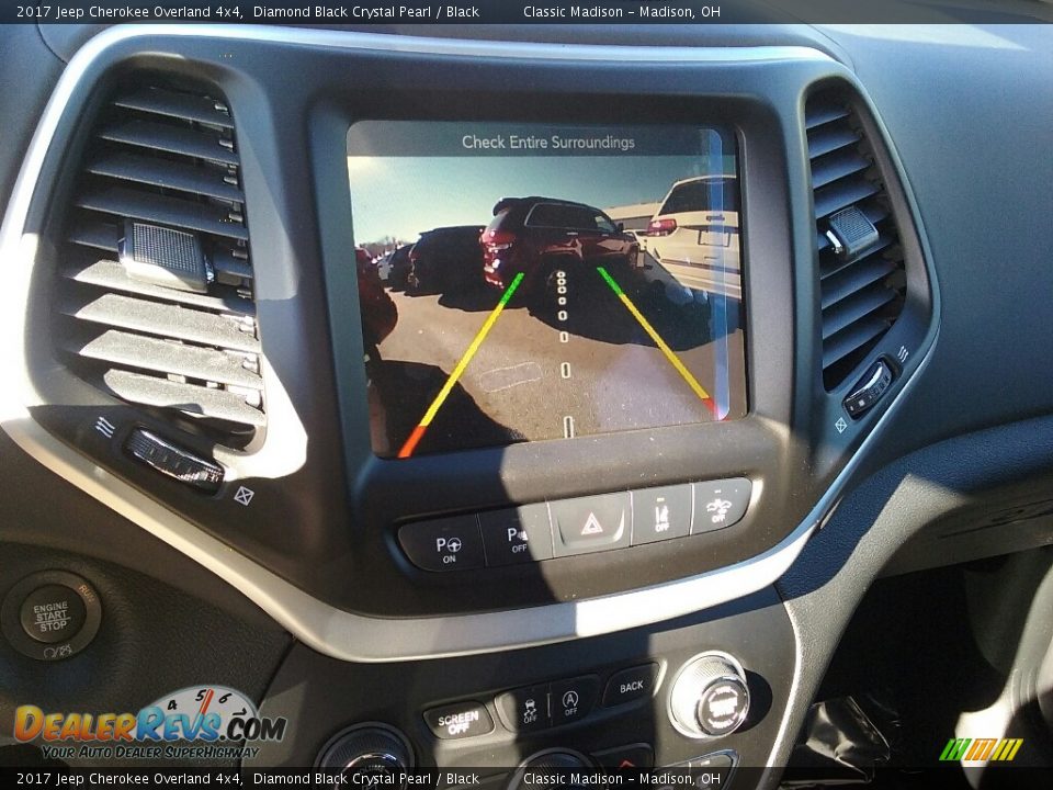 2017 Jeep Cherokee Overland 4x4 Diamond Black Crystal Pearl / Black Photo #12