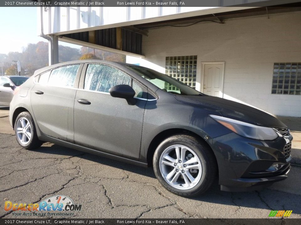 2017 Chevrolet Cruze LT Graphite Metallic / Jet Black Photo #9