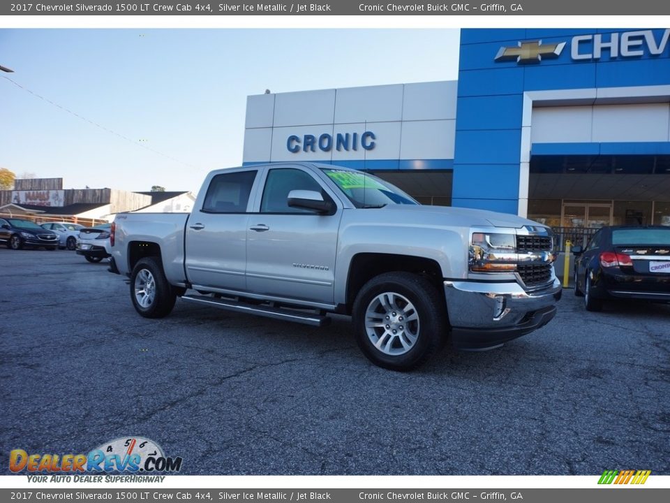 2017 Chevrolet Silverado 1500 LT Crew Cab 4x4 Silver Ice Metallic / Jet Black Photo #1